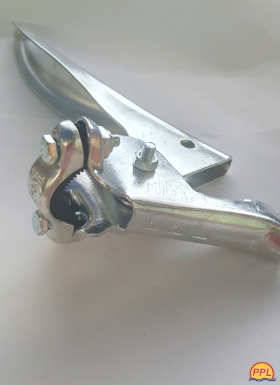 Tay Thắng Máy Sới